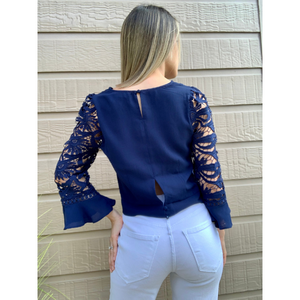 Laced LSLV Top